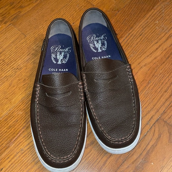 Cole Haan Pinch main classic Leather White Loafer chocolate brown sneaker penny - Picture 1 of 5
